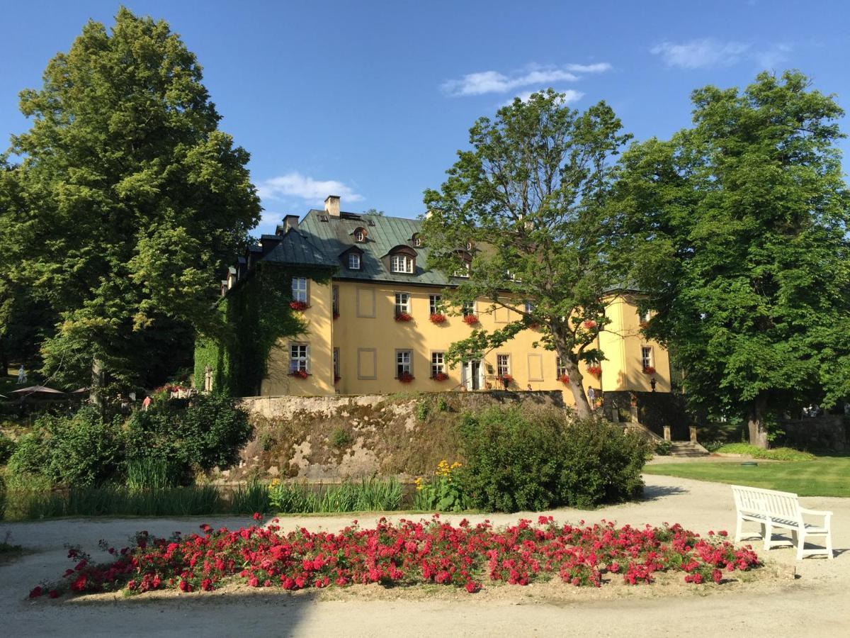 Hotel Palac Staniszow Exterior photo
